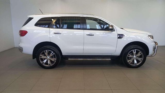 2019 Ford Everest 2.0D Bi-Turbo LTD 4x4 Auto, photo 3