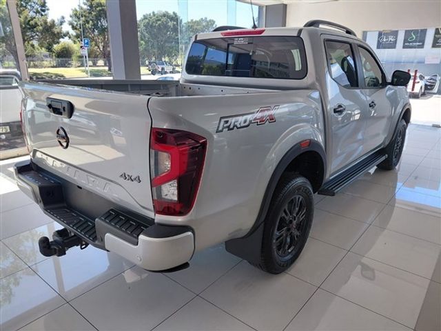 2026 Nissan Navara 2.5 DDTi PRO-4X 4X4 Auto Double-Cab, photo 3
