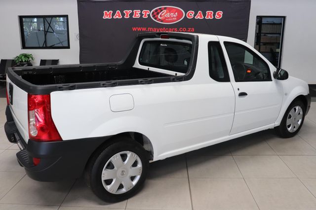 2021 Nissan NP200 1.6 A/C Safety Pack, photo 3