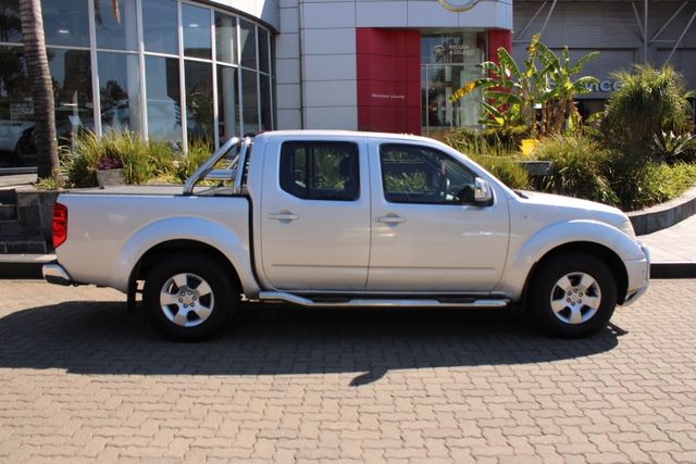 2015 Nissan Navara 2.3 dCi SE 4x2 Double-Cab, photo 5