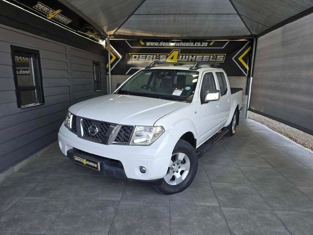 2010 Nissan Navara 2.5 dCi Double-Cab, photo 3