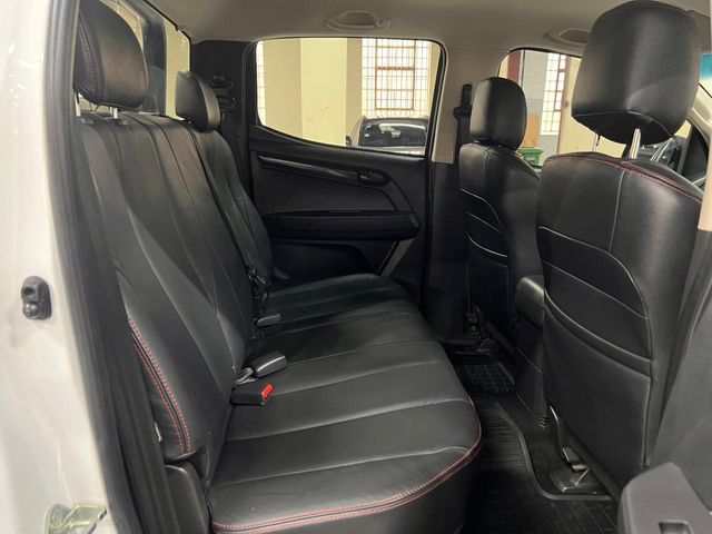 2022 Isuzu D-Max 250 HO X-Rider Auto Double-Cab, photo 5