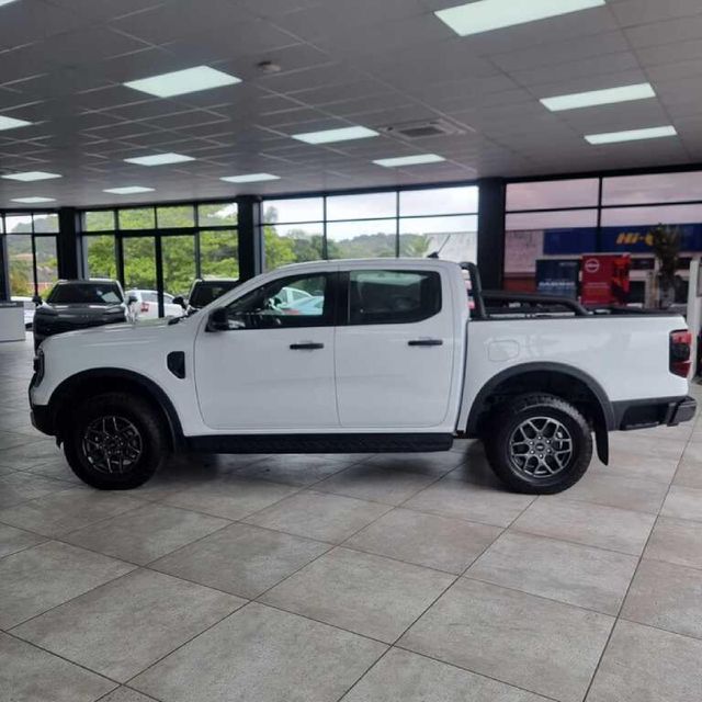 2025 Ford Ranger 2.0D XLT 4x4 Double-Cab, photo 4