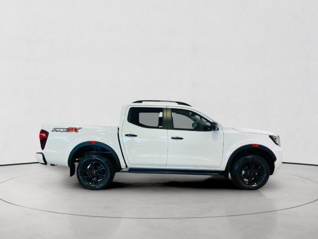 2026 Nissan Navara 2.5 DDTi PRO-2X Auto Double-Cab, photo 3