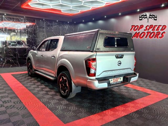 2022 Nissan Navara 2.5 DDTi LE Plus Auto Double-Cab, photo 4