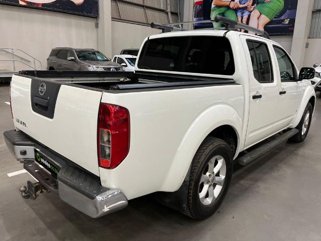 2013 Nissan Navara 3.0 dCi LE Auto 4x4 Double-Cab, photo 3