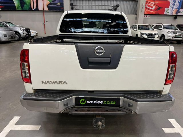 2013 Nissan Navara 3.0 dCi LE Auto 4x4 Double-Cab, photo 4