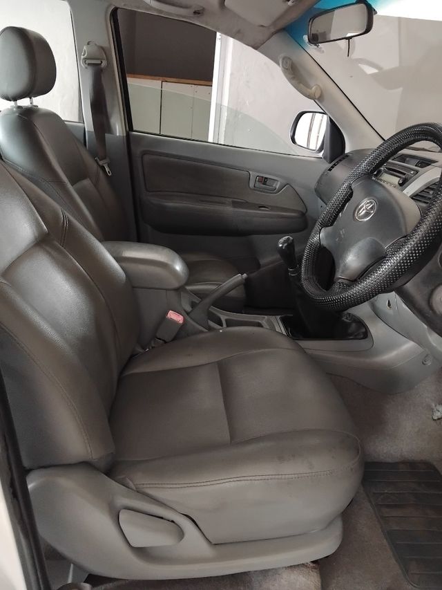 2007 Toyota Hilux 3.0 D-4D Raider Double-Cab, photo 5