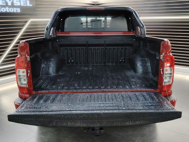 2022 Nissan Navara 2.5 DDTi SE Plus Auto Double-Cab, photo 5