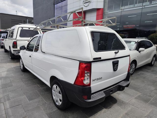 2021 Nissan NP200 1.6 A/C Safety Pack, photo 5