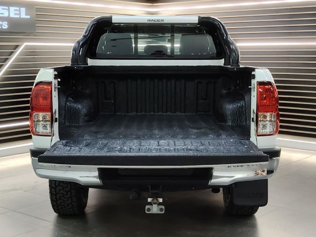 2016 Toyota Hilux 2.8 GD-6 Raider 4x4 Double-Cab, photo 5