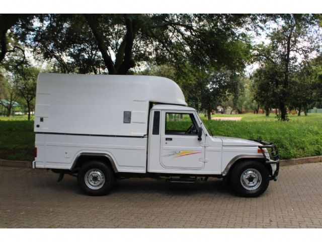 2020 Mahindra Bolero NEF Single-Cab, photo 3
