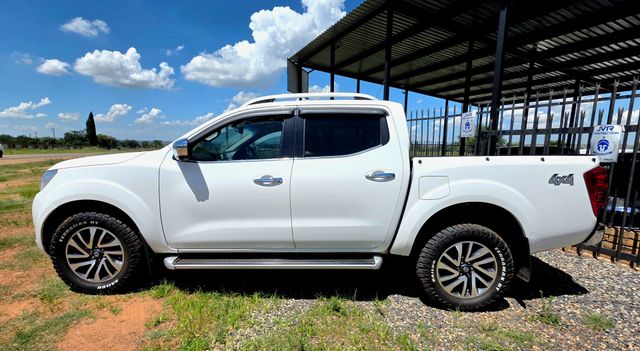 2018 Nissan Navara 2.3D LE Auto Double-Cab, photo 3
