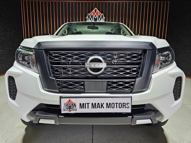 2025 Nissan Navara 2.5D XE Double-Cab, photo 5