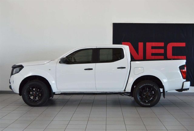 2026 Nissan Navara 2.5D XE Double-Cab, photo 2