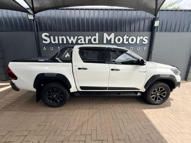 2021 Toyota Hilux 2.8 GD-6 Raised-Body Legend RS 4x4 Double-Cab, photo 2