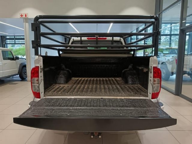 2026 Nissan Navara 2.5 DDTi SE Plus 4X4 Double-Cab, photo 5