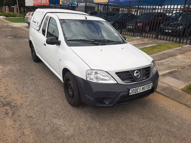 2018 Nissan NP200 1.6 A/C Safety Pack, photo 2