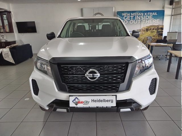 2026 Nissan Navara 2.5 DDTi SE Double-Cab, photo 4