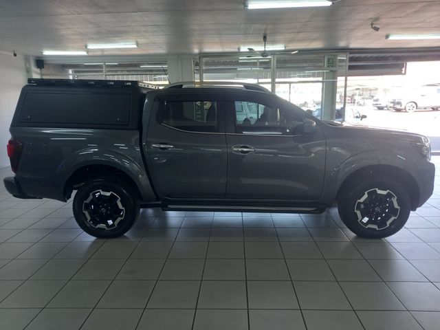 2026 Nissan Navara 2.5 DDTi LE Plus Auto Double-Cab, photo 2