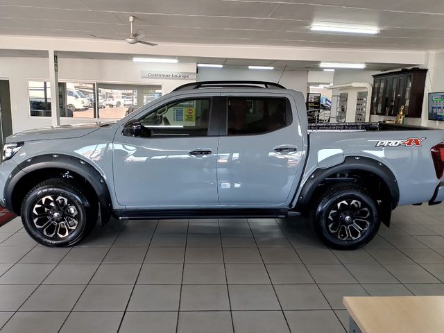 2026 Nissan Navara 2.5 DDTi PRO-4X 4X4 Auto Double-Cab, photo 3