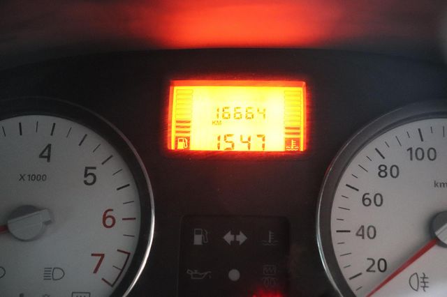 2023 Nissan NP200 1.6 A/C Safety Pack, photo 5