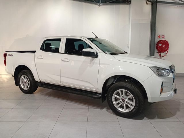 2023 Isuzu D-Max 1.9 DDI LS 4x4 Auto Double-Cab, photo 2