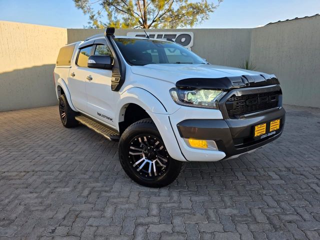 2017 Ford Ranger 3.2 TDCi Wildtrak 4x4 Auto Double-Cab, photo 2