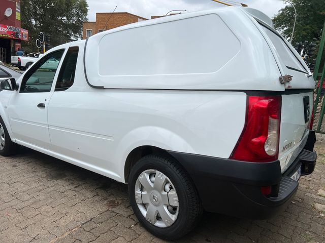 2021 Nissan NP200 1.6 A/C Safety Pack, photo 5