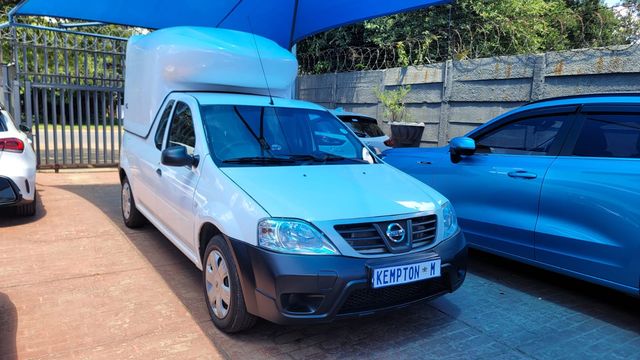 2018 Nissan NP200 1.6 A/C Safety Pack
