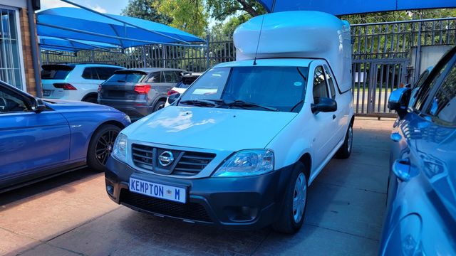 2018 Nissan NP200 1.6 A/C Safety Pack, photo 4