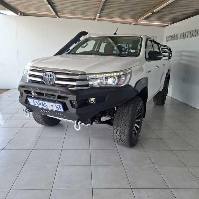 2016 Toyota Hilux 2.8 GD-6 Raised Body Raider Double-Cab Auto, photo 4