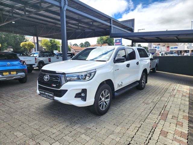 2018 Toyota Hilux 2.8 GD-6 Raider 4x4 Auto Double-Cab, photo 3