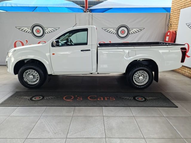 2022 Isuzu D-Max 250 HO Fleetside Safety Single-Cab, photo 2