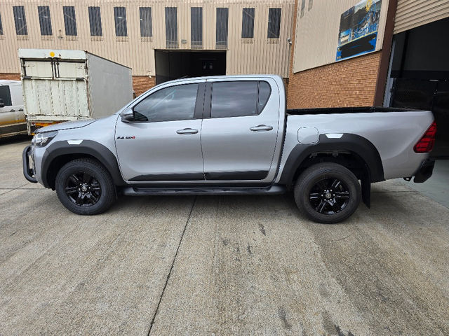 2021 Toyota Hilux 2.4 GD-6 Raised Body Raider Auto Double-Cab, photo 4