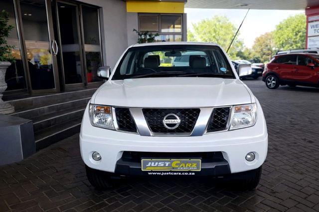 2013 Nissan Navara 2.5 dCi XE 4x4 Double-Cab, photo 3