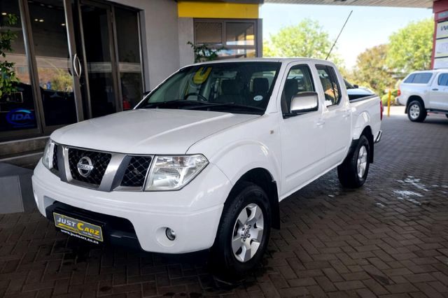 2013 Nissan Navara 2.5 dCi XE 4x4 Double-Cab, photo 4