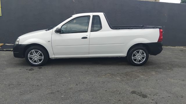 2019 Nissan NP200 1.6 petrol manual