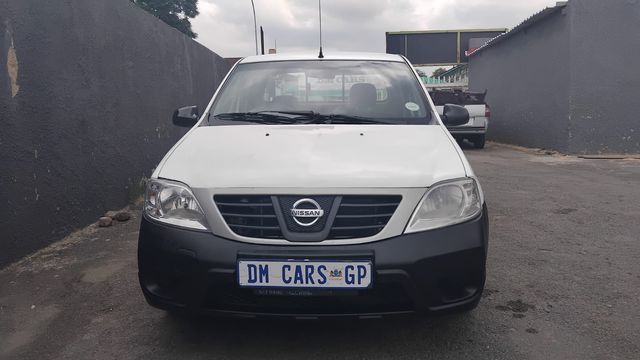 2019 Nissan NP200 1.6 petrol manual, photo 3