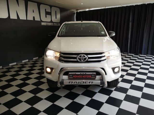 2017 Toyota Hilux 2.8 GD-6 Raider 4x4 Double-Cab Auto, photo 3