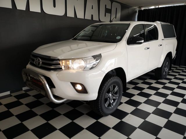 2017 Toyota Hilux 2.8 GD-6 Raider 4x4 Double-Cab Auto, photo 5
