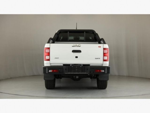 2026 JAC T8 2.0 CTI Super Lux 4x4 Double-Cab, photo 3