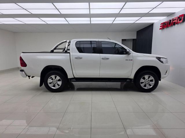 2017 Toyota Hilux 2.8 GD-6 Raised Body Raider Double-Cab Auto, photo 5