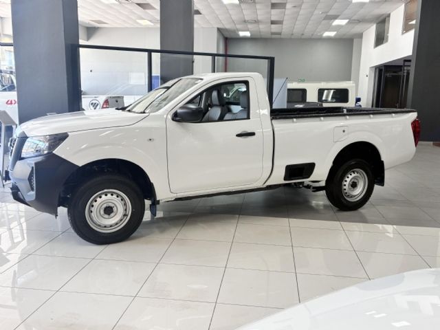 2026 Nissan Navara 2.5 DDTi XE Single-Cab, photo 2