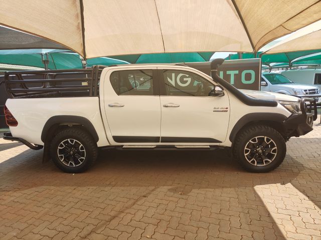 2020 Toyota Hilux 2.8 GD-6 Raised Body Legend Double-Cab, photo 2