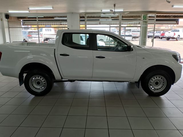 2026 Nissan Navara 2.5 DDTi SE Double-Cab, photo 3
