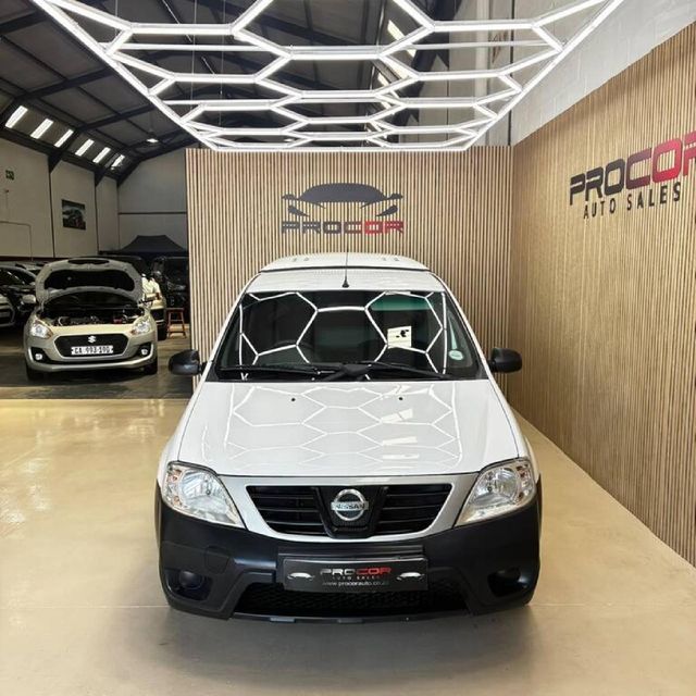 2018 Nissan NP200 1.6, photo 2