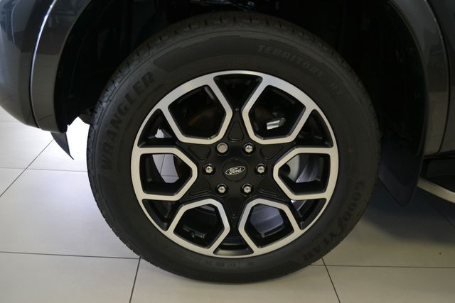 2026 Ford Everest 3.0D V6 Wildtrack AWD Auto, photo 4