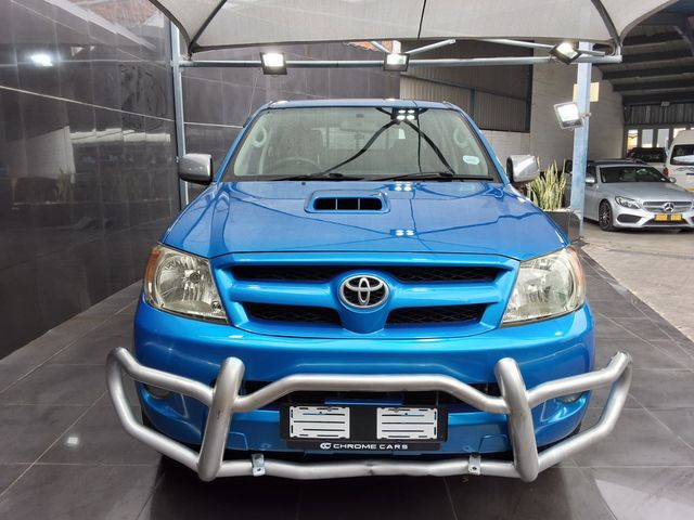 2005 Toyota Hilux 3.0 D-4D Raider Double-Cab, photo 5
