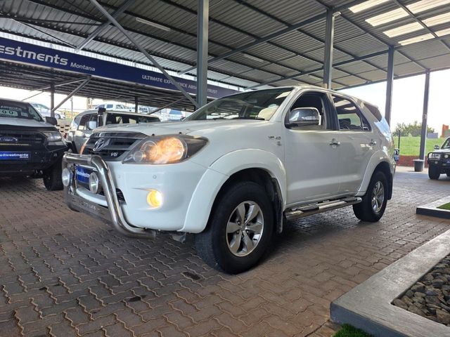 2008 Toyota Fortuner 4.0 V6 Auto 4x4, photo 3
